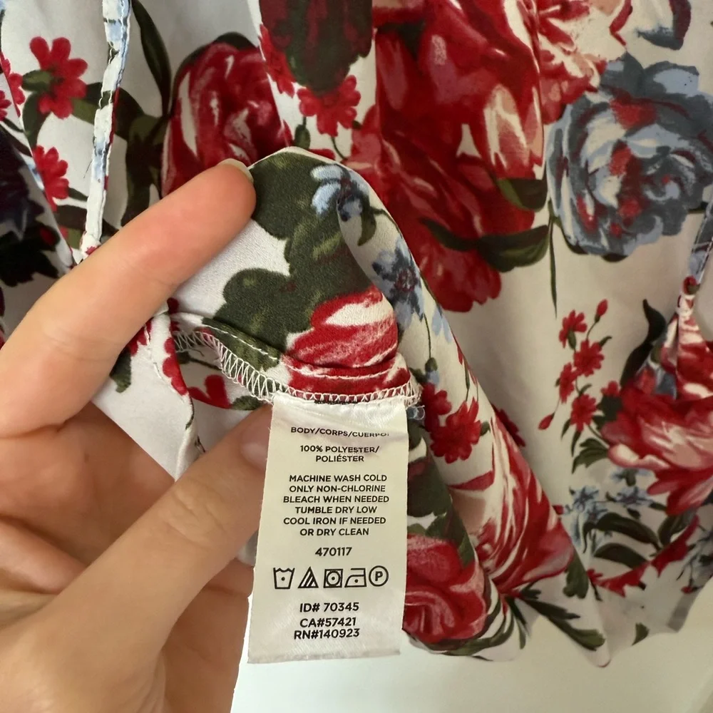 LOFT Floral Blouse - Picture 4 of 5